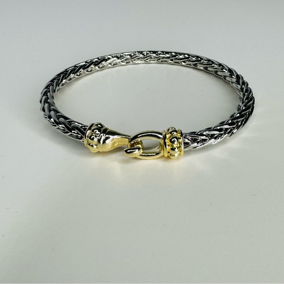 1️⃣9️⃣TWO TONE BRAIDED HOOK BANGLE BRACELET - Picture 2 of 2